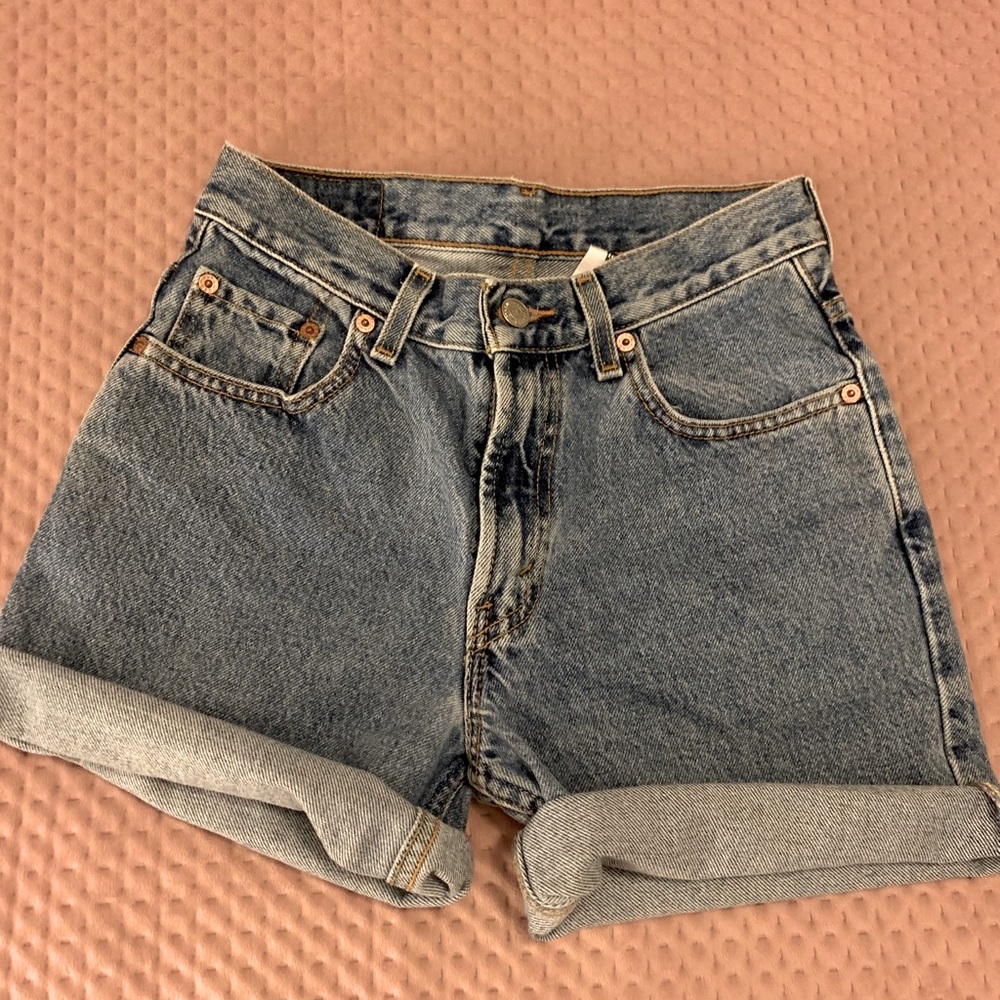Levi’s denim shorts